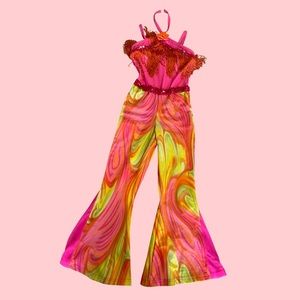A wish come true groovy dance costume with accessories